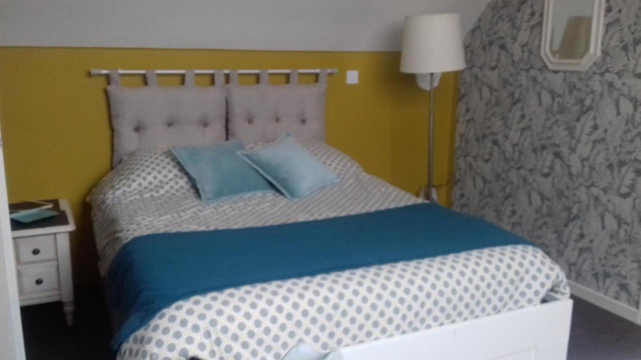 Chambre Dans Maison Privee Awoingt Exterior foto